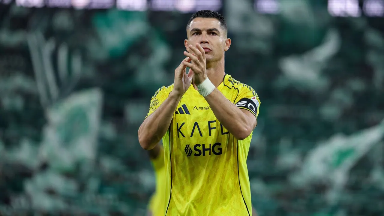 ما القنوات الناقلة لمباراة النصر والأهلي في دوري روشن السعودي 2025-2026؟ وكيف تشاهدها عبر الإنترنت؟